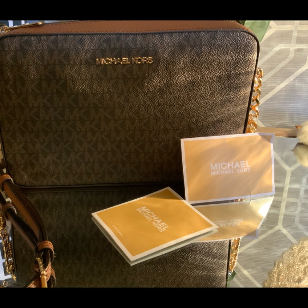 Michael Kors Crossbody